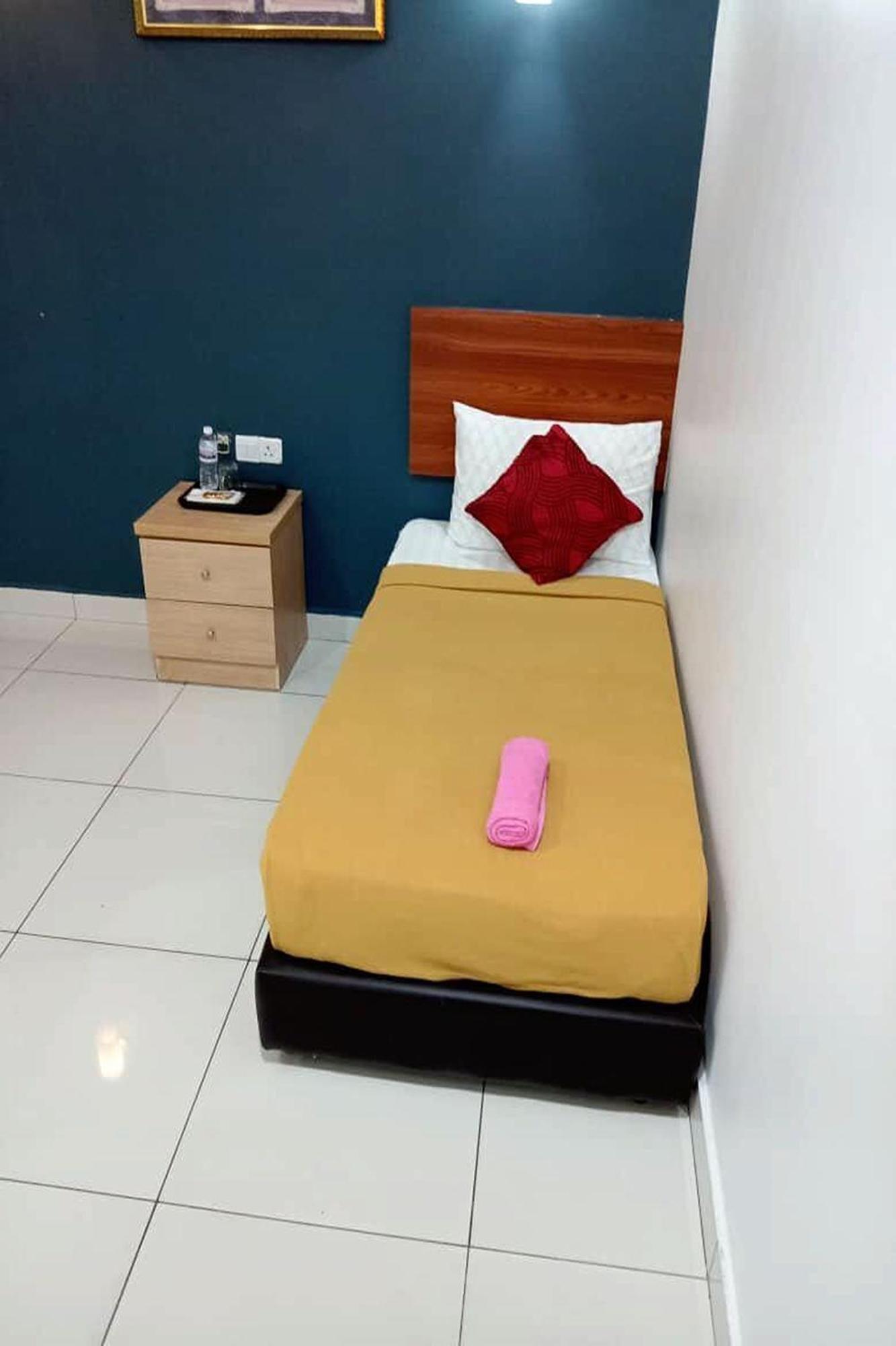 Coop Hotel Putrajaya & Cyberjaya Kampung Dengkil Exteriér fotografie
