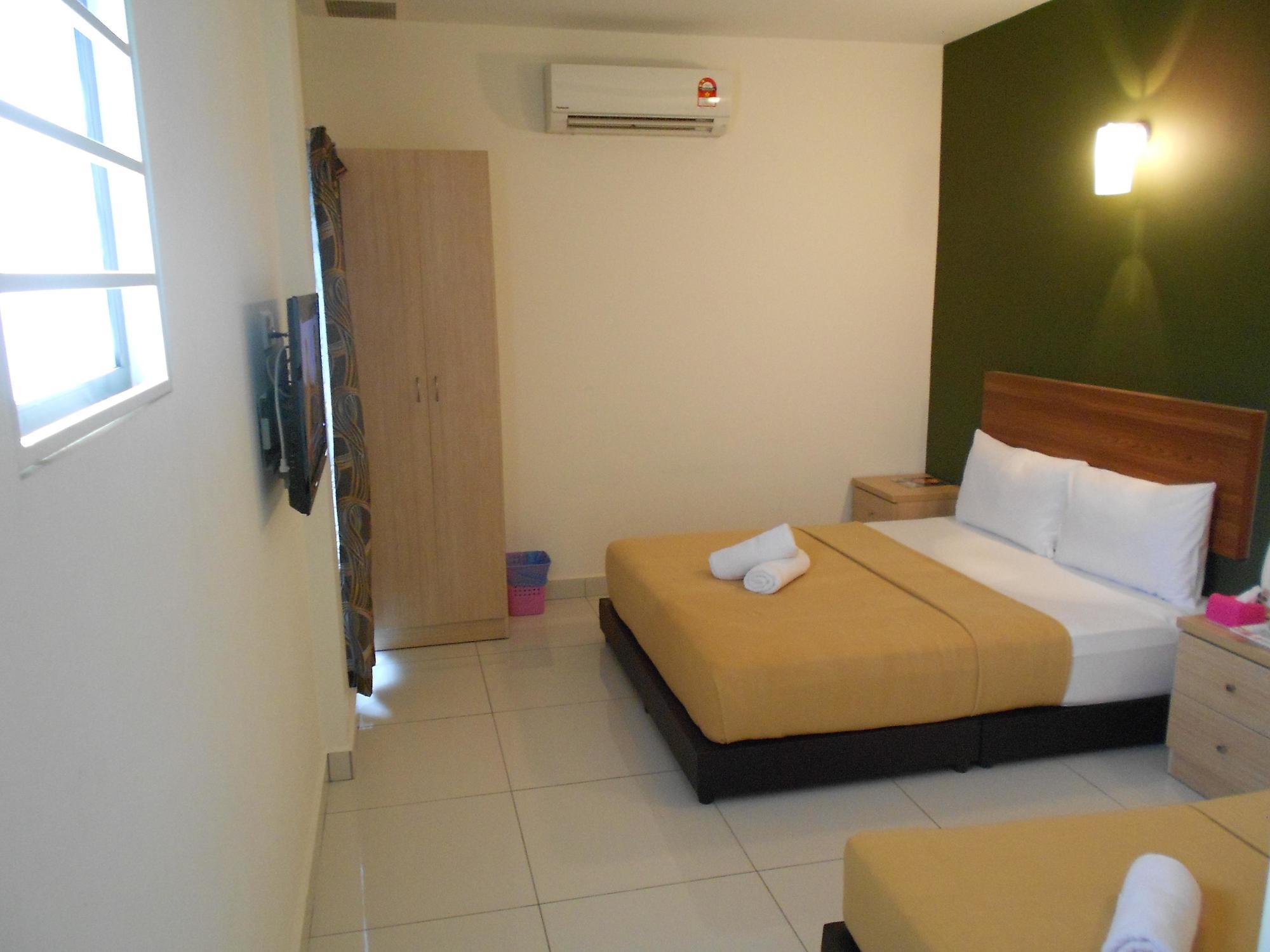 Coop Hotel Putrajaya & Cyberjaya Kampung Dengkil Exteriér fotografie